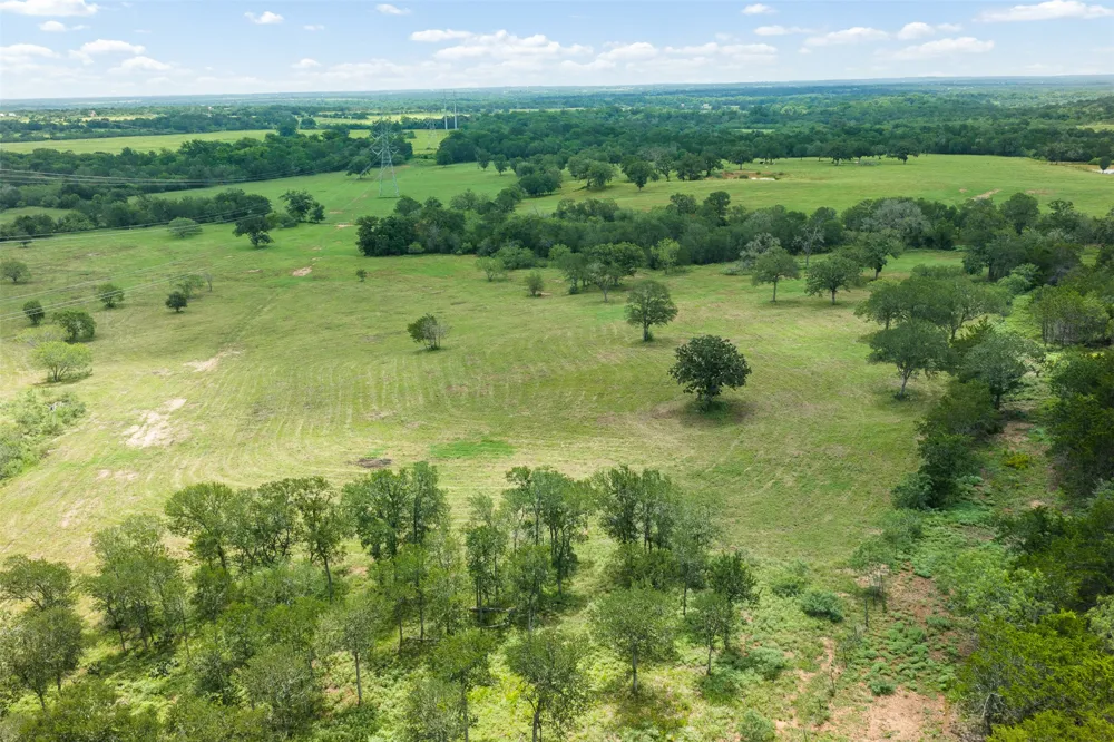 401 Fm 672 Dale, TX 78616