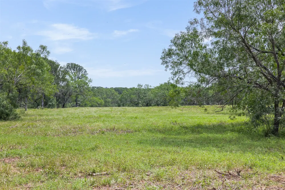 401 Fm 672 Dale, TX 78616