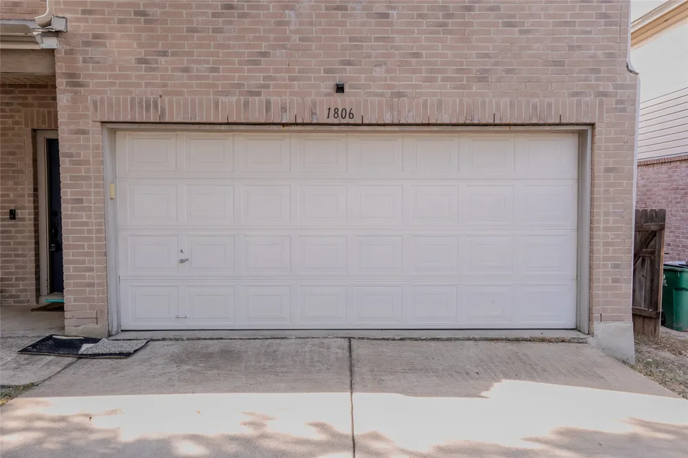 1806 Ruthie Run Cedar Park, TX 78613