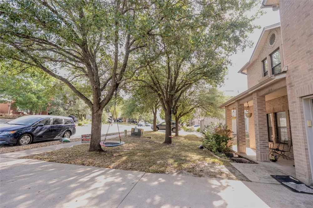 1806 Ruthie Run Cedar Park, TX 78613