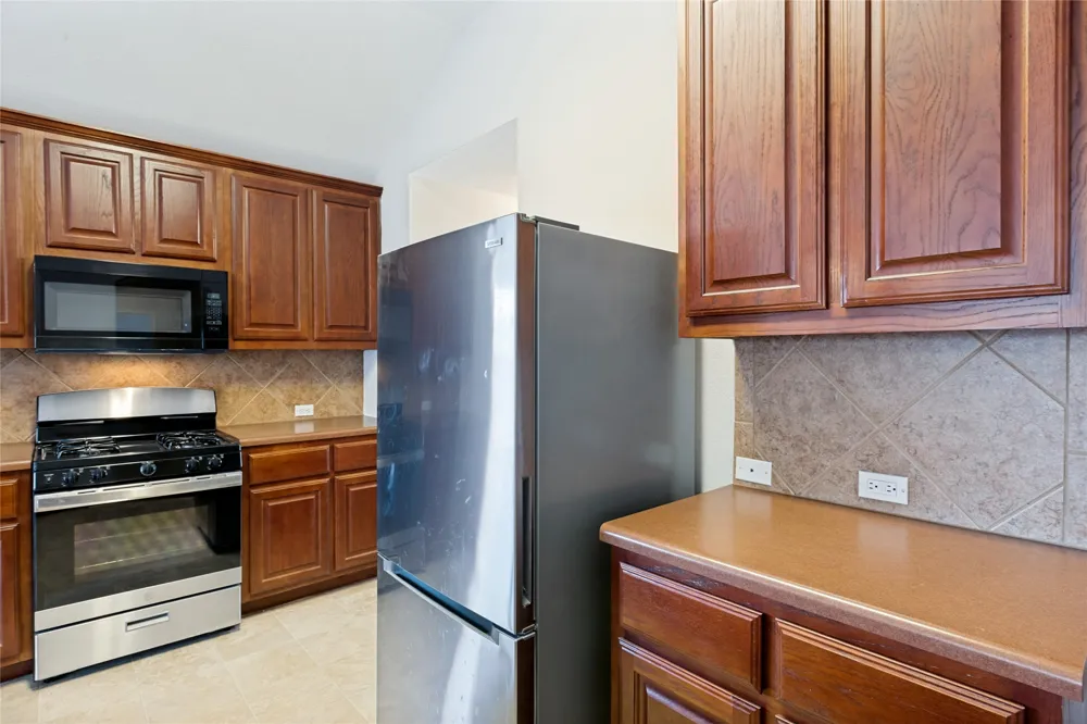 18625 Silent Water Way Pflugerville, TX 78660