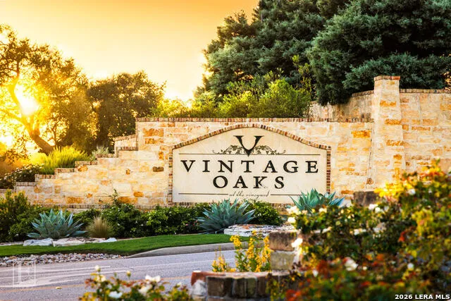 1214 Stone Gully New Braunfels, TX 78132