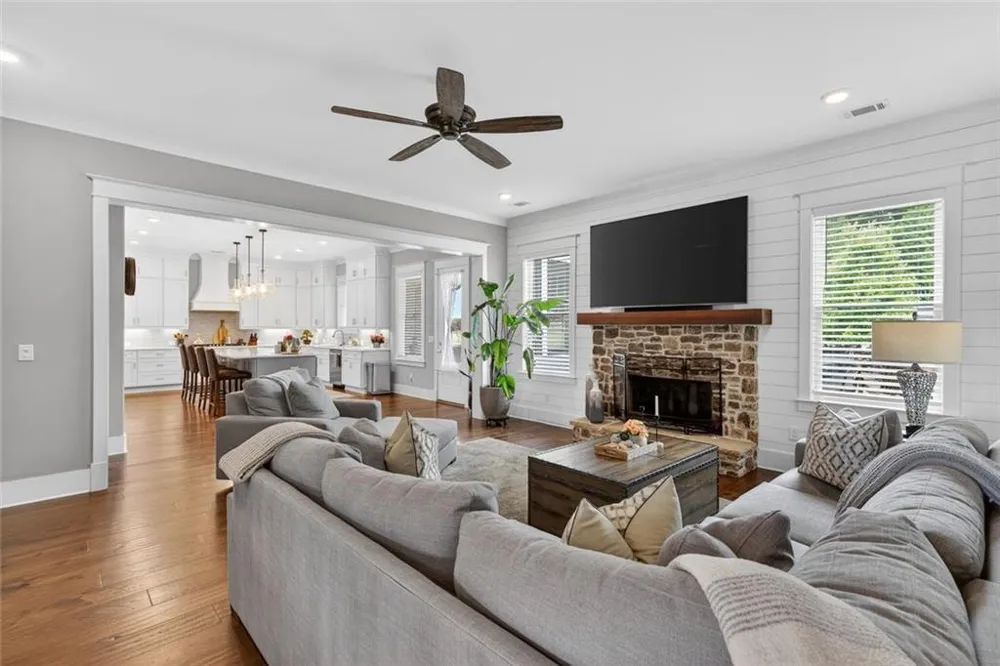 3142 Spinnakers Reach View Marietta, GA 30064