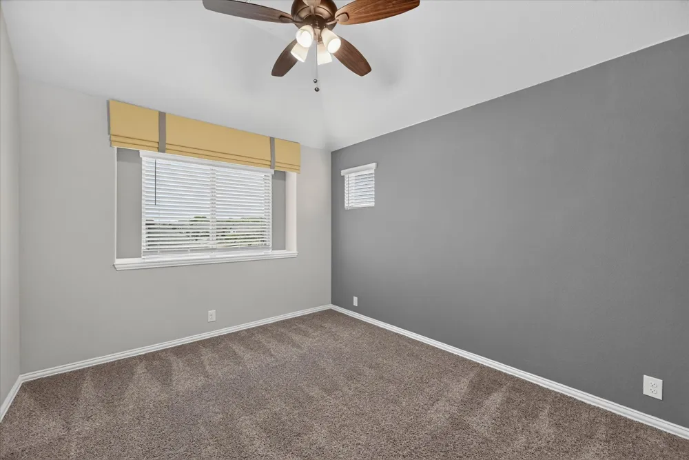 1941 Silverleaf Drive Glenn Heights, TX 75154