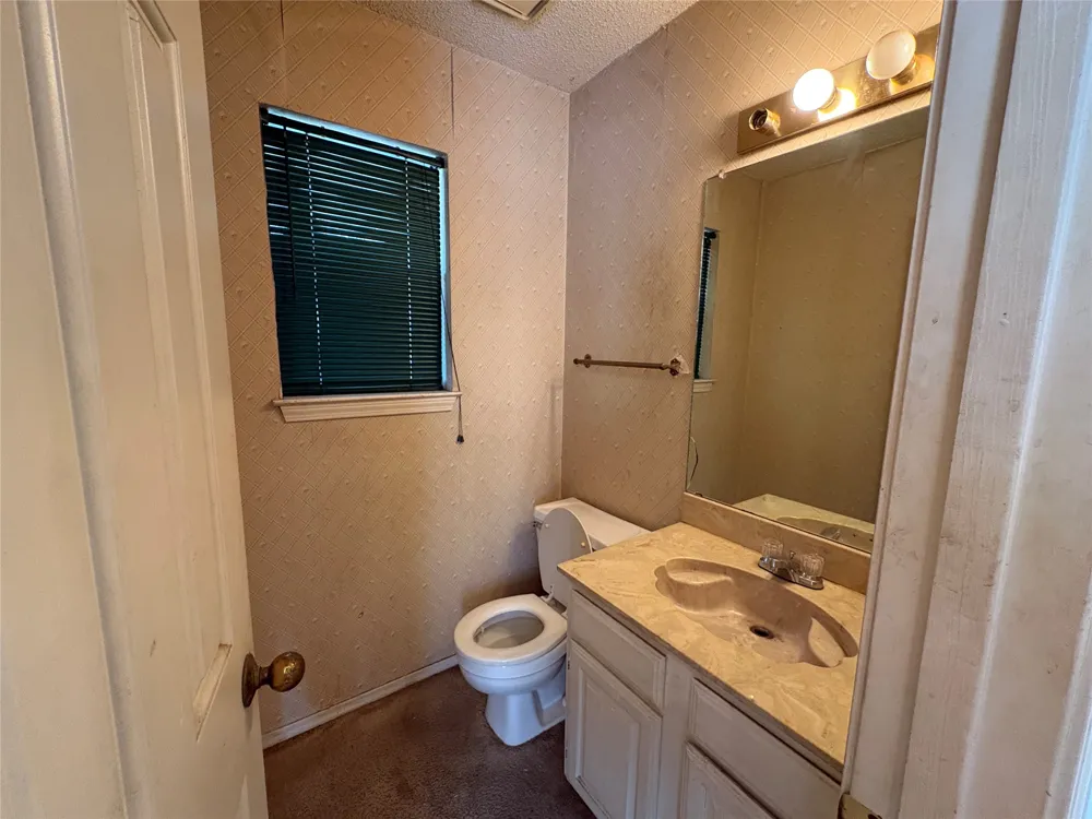625 Manco Road #112 Lewisville, TX 75067