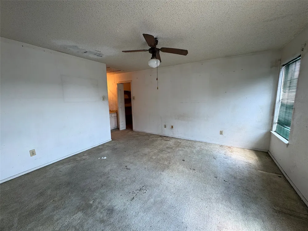625 Manco Road #112 Lewisville, TX 75067