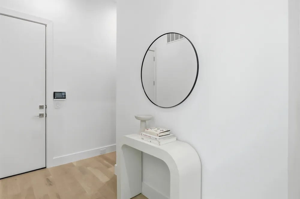 610 Oak Cliff Boulevard #305 Dallas, TX 75208