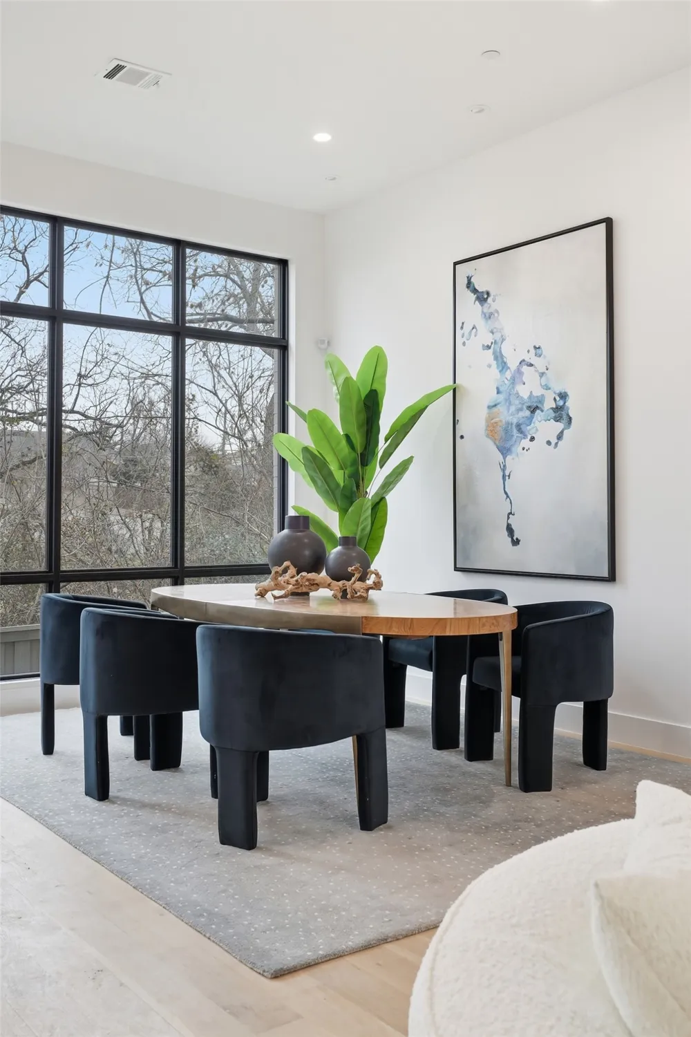 610 Oak Cliff Boulevard #305 Dallas, TX 75208