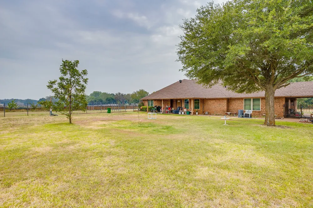 3113 County Road 530B Burleson, TX 76028