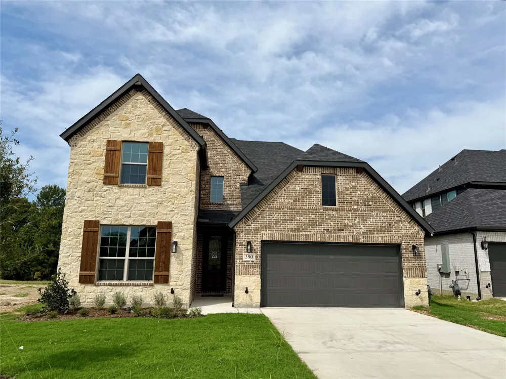 390 Devonshire Drive Greenville, TX 75401