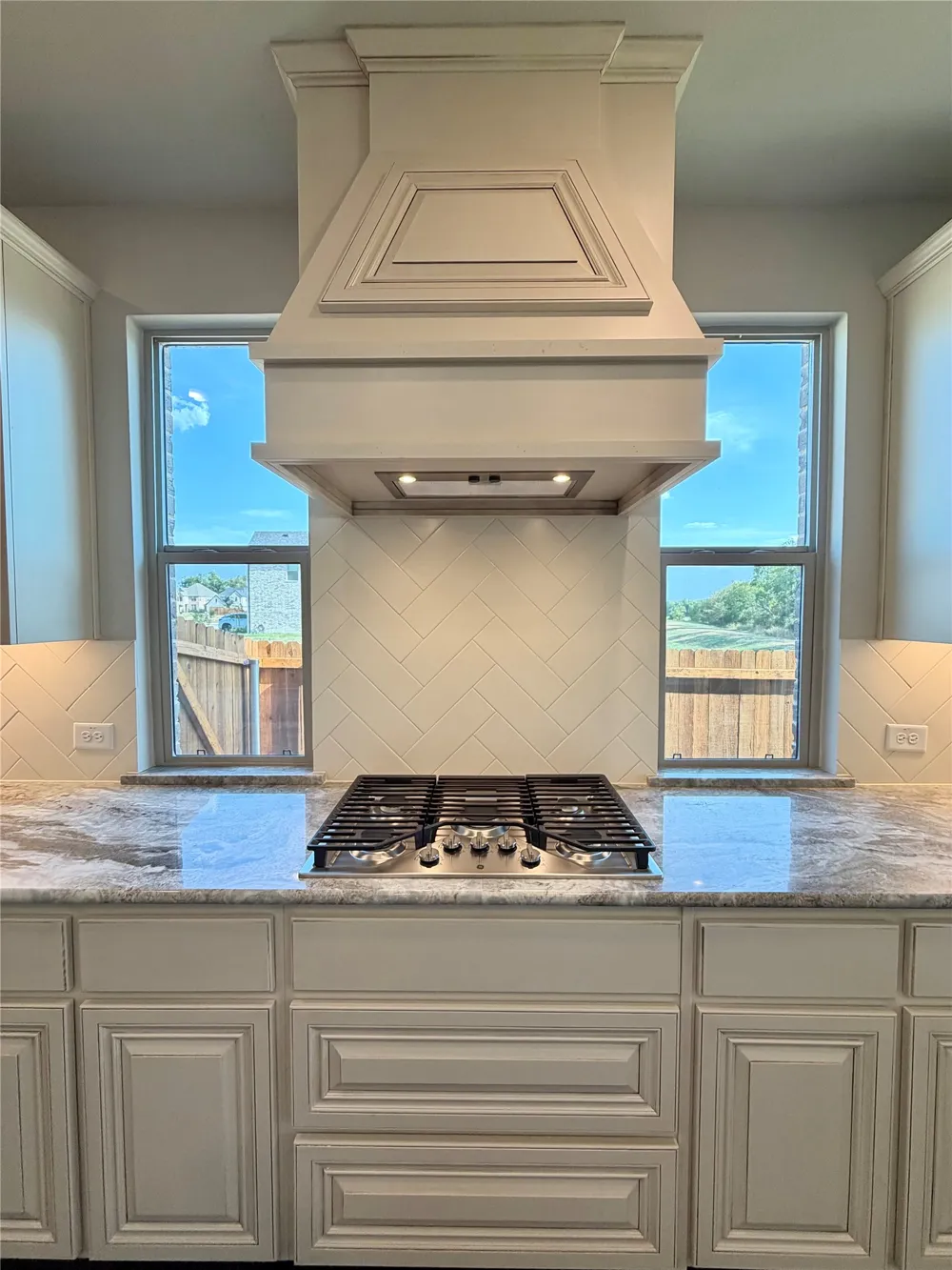 390 Devonshire Drive Greenville, TX 75401