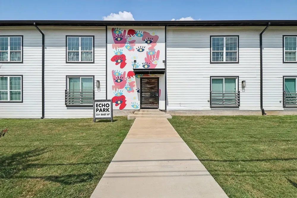 321 E 8th Street #206 Dallas, TX 75203