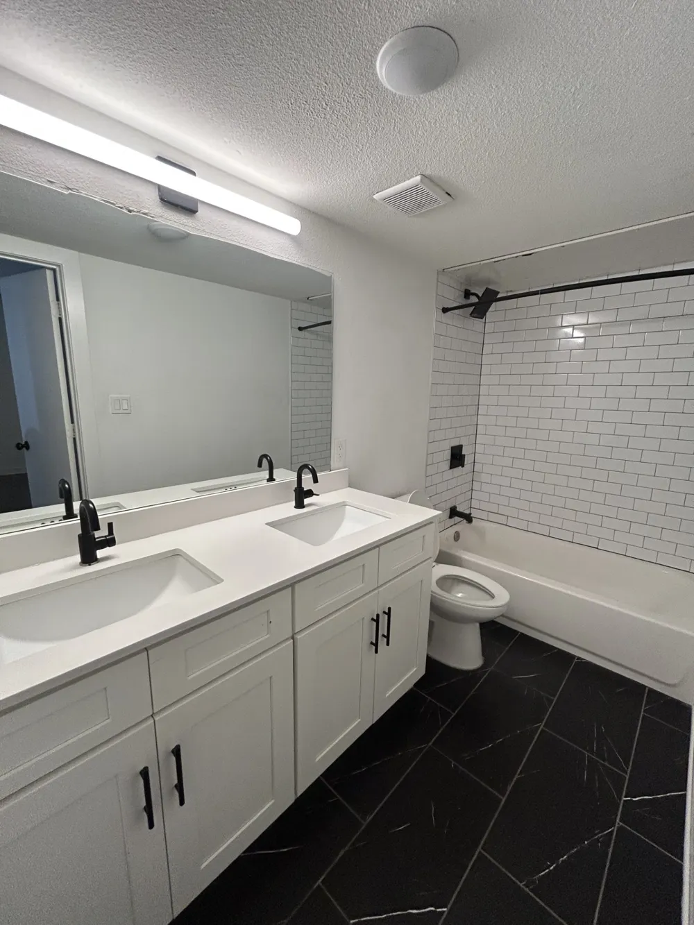 321 E 8th Street #206 Dallas, TX 75203