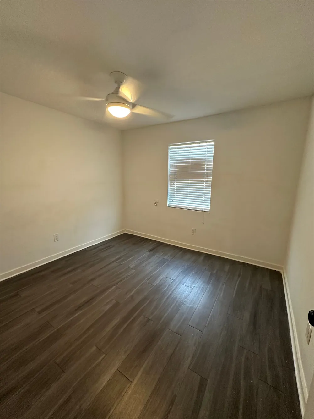 321 E 8th Street #206 Dallas, TX 75203