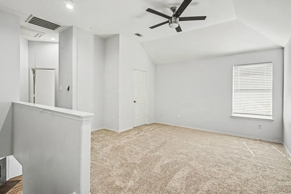 10800 Emerald Park Lane Fort Worth, TX 76052