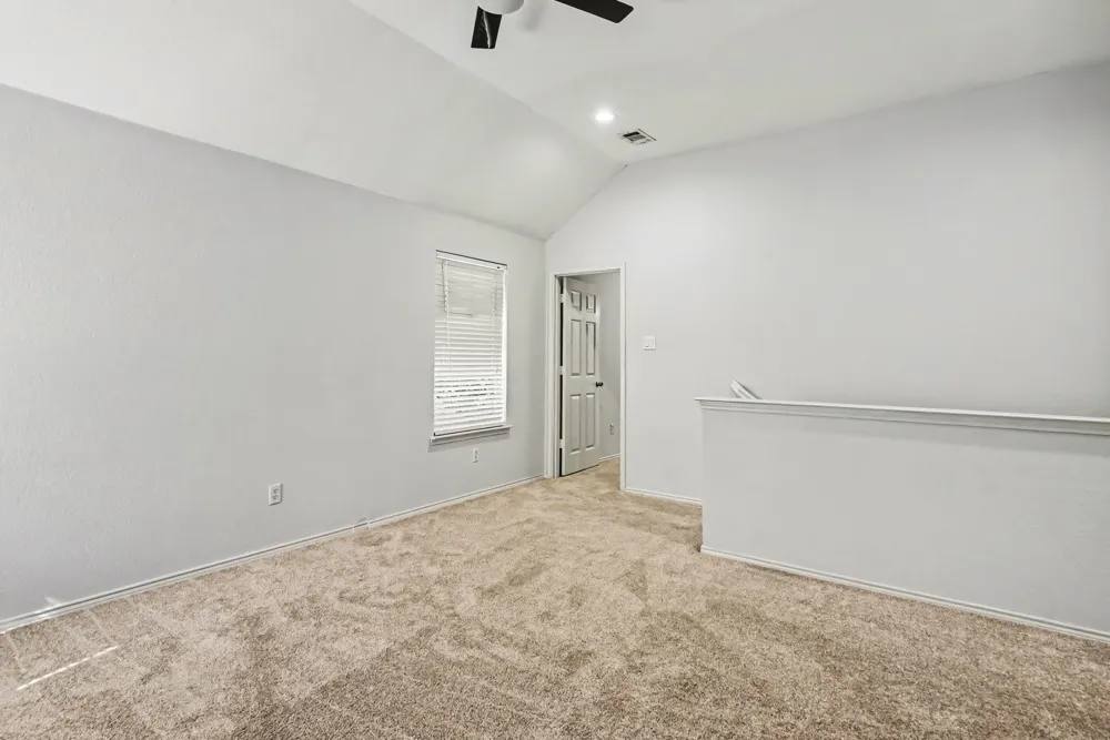 10800 Emerald Park Lane Fort Worth, TX 76052