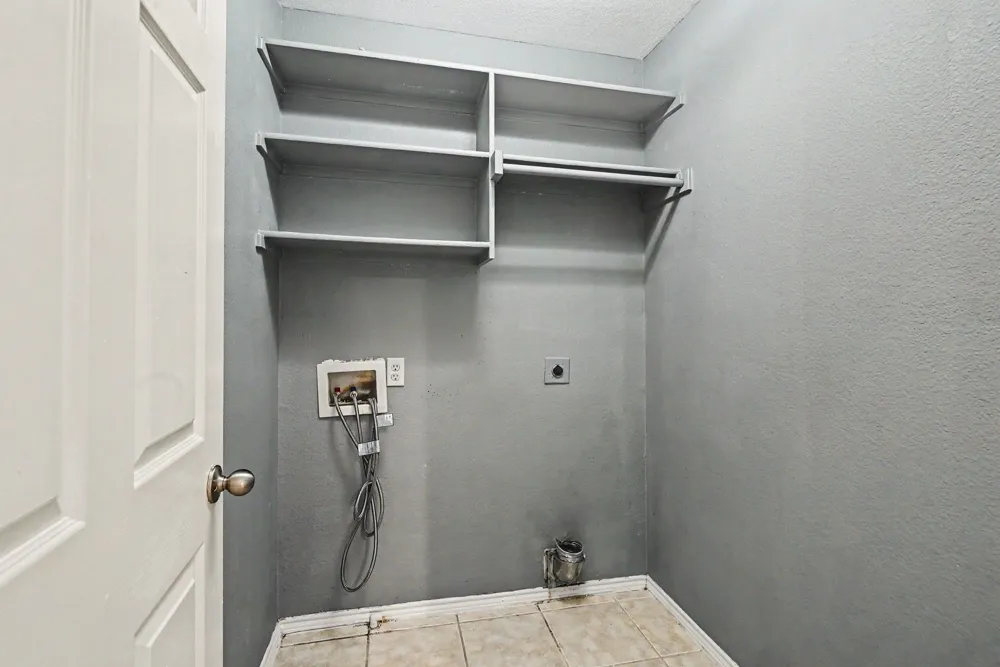 10800 Emerald Park Lane Fort Worth, TX 76052