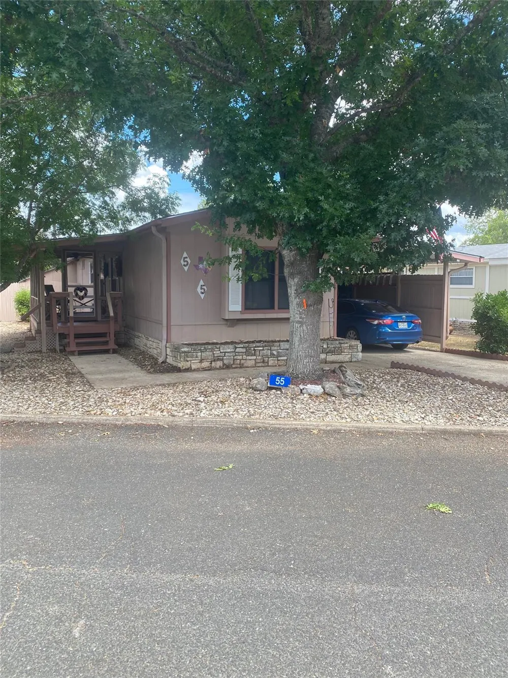 55 Maple Road S Kerrville, TX 78028