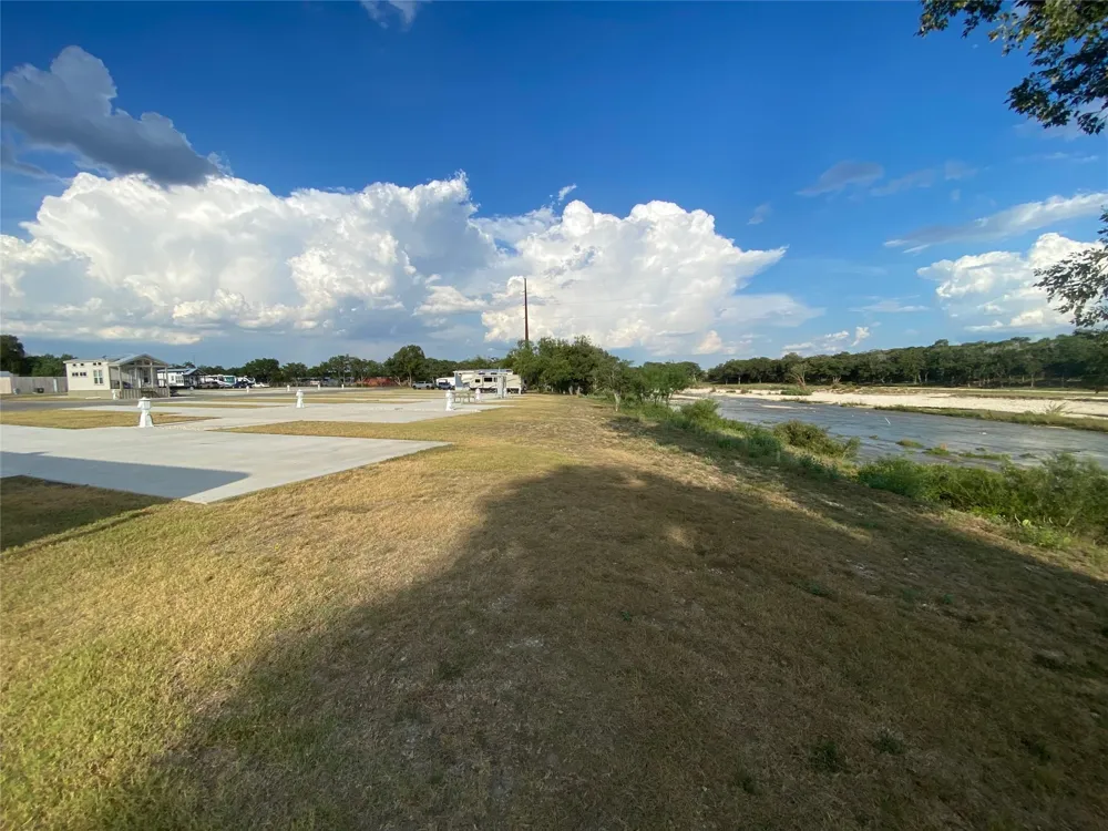 55 Maple Road S Kerrville, TX 78028