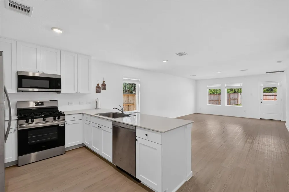 6107 Daintree Court Montgomery, TX 77316