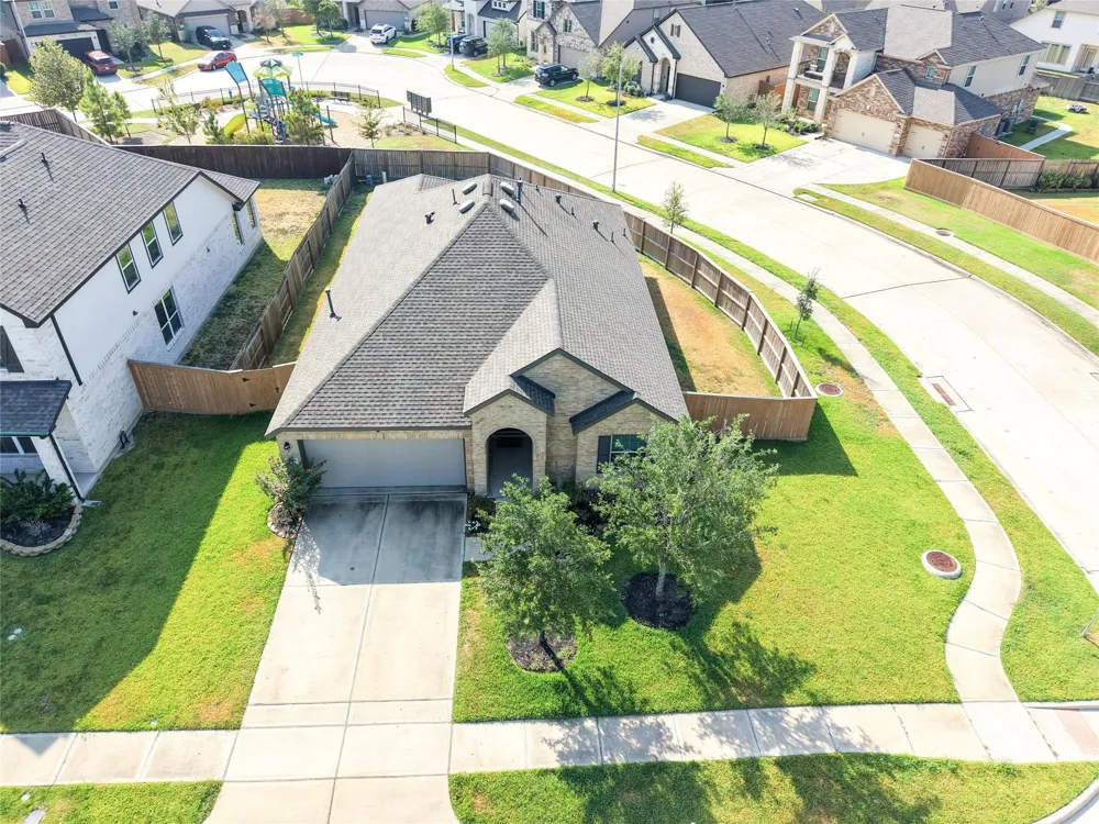 8446 Manta Circle Dr Cypress, TX 77433