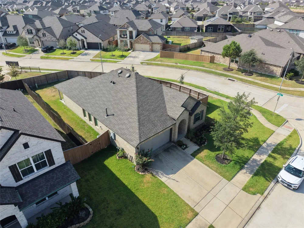 8446 Manta Circle Dr Cypress, TX 77433