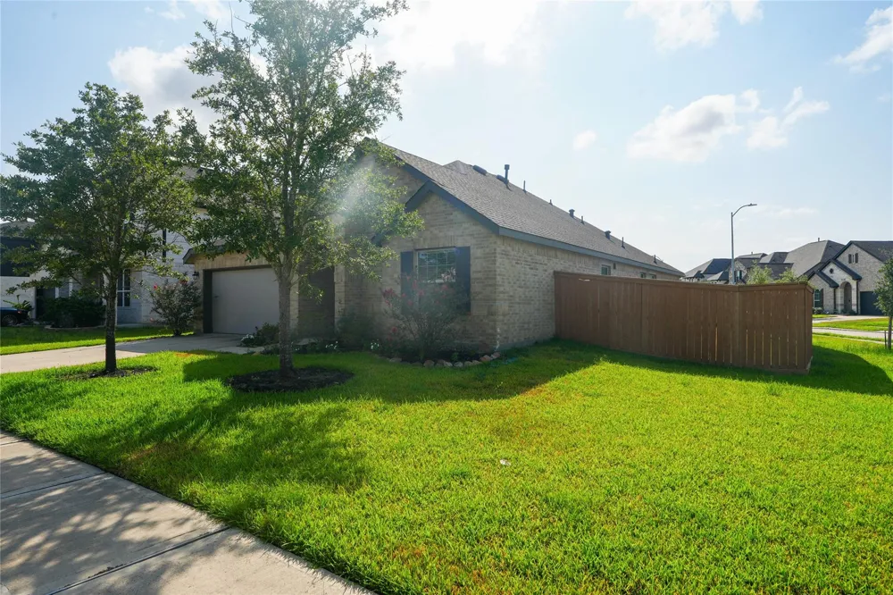 8446 Manta Circle Dr Cypress, TX 77433