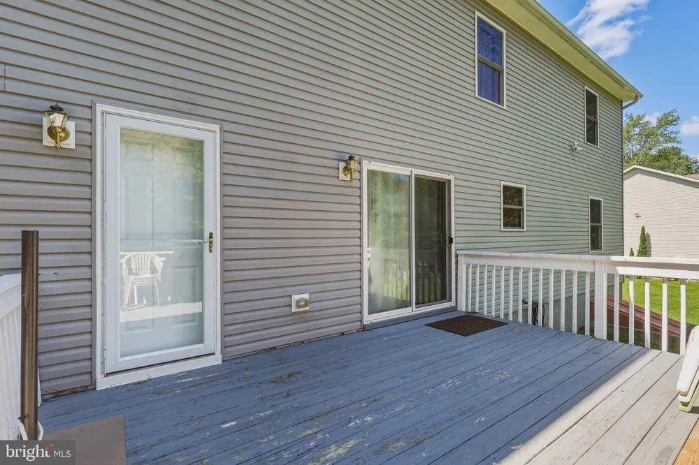152 GRANITE ROAD Long Pond, PA 18334