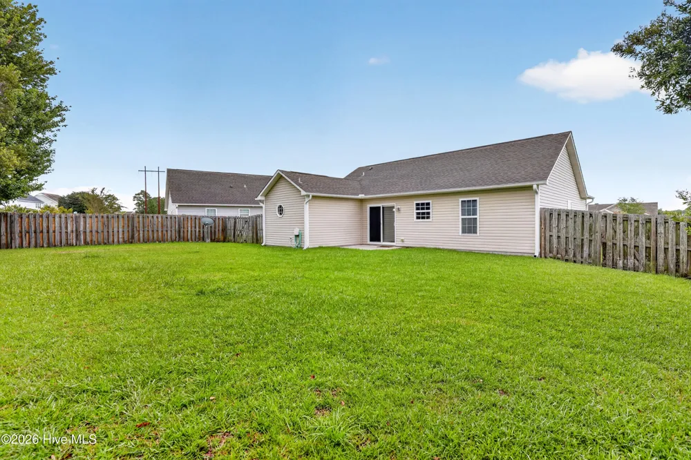 321 Rose Bud Lane Holly Ridge, NC 28445