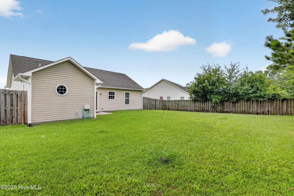 321 Rose Bud Lane Holly Ridge, NC 28445