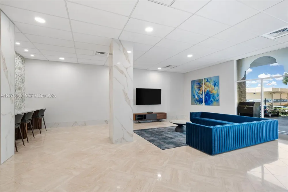 250 174th St #2304 Sunny Isles Beach, FL 33160