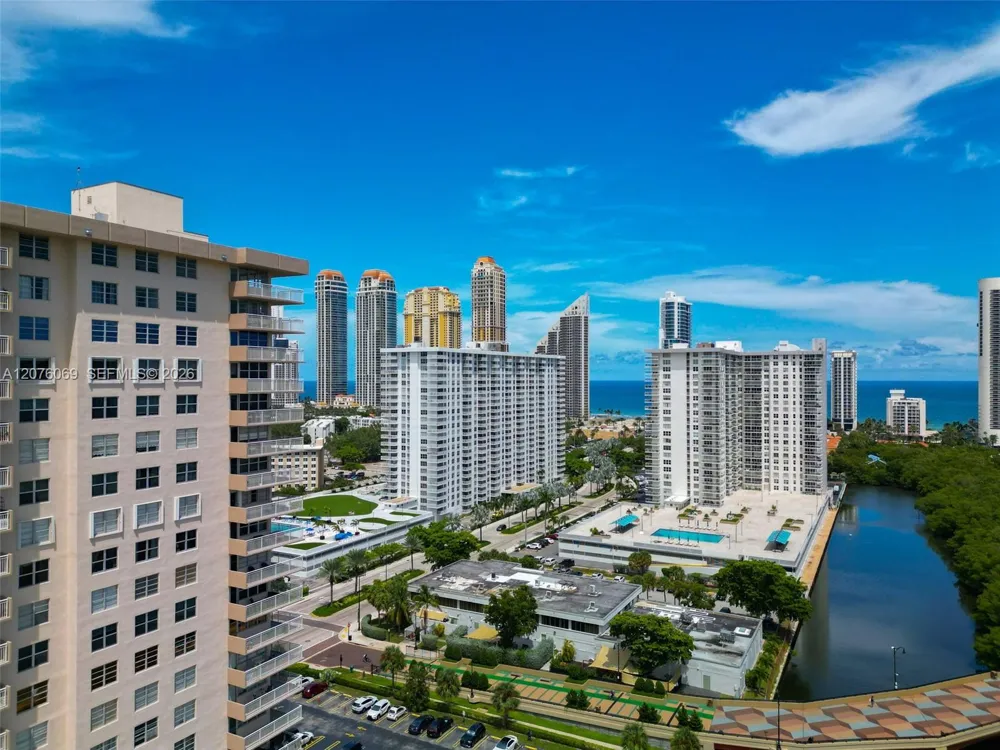 250 174th St #2304 Sunny Isles Beach, FL 33160