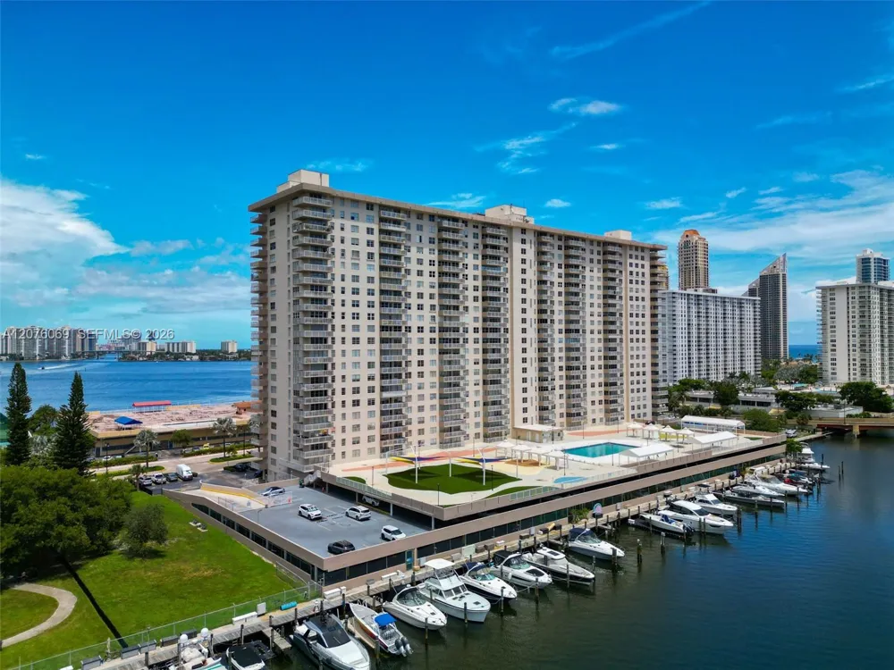 250 174th St #2304 Sunny Isles Beach, FL 33160