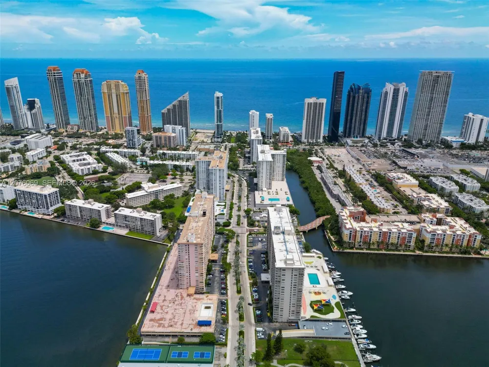 250 174th St #2304 Sunny Isles Beach, FL 33160