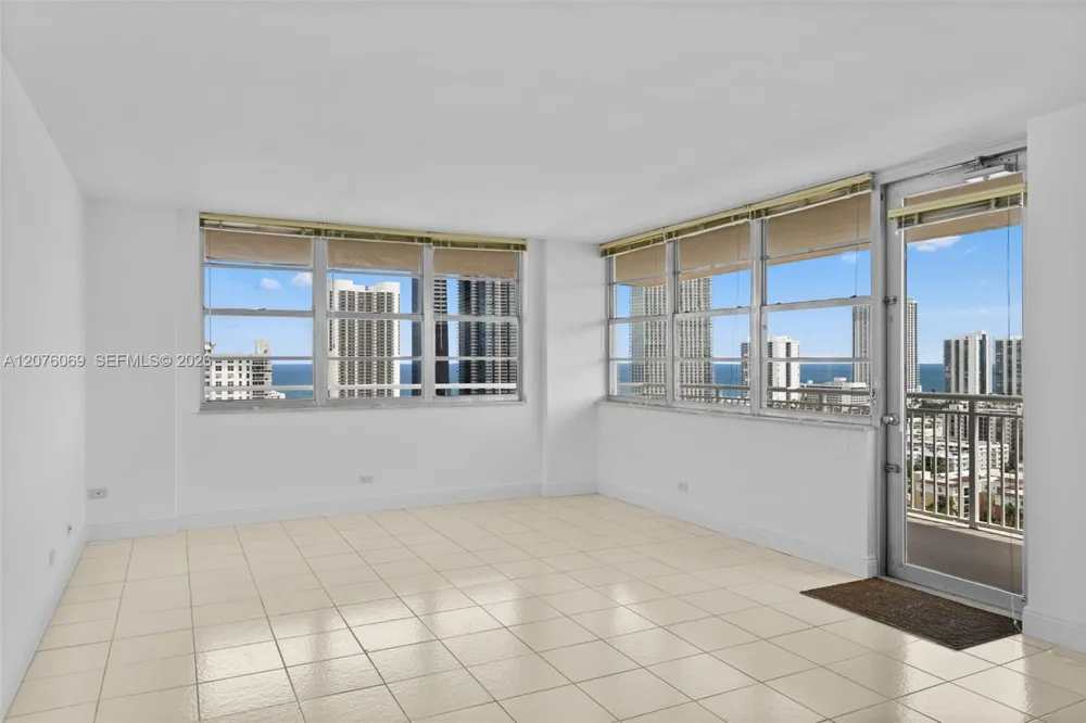 250 174th St #2304 Sunny Isles Beach, FL 33160