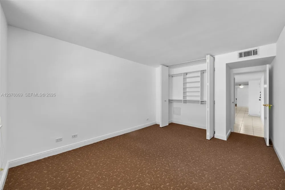 250 174th St #2304 Sunny Isles Beach, FL 33160