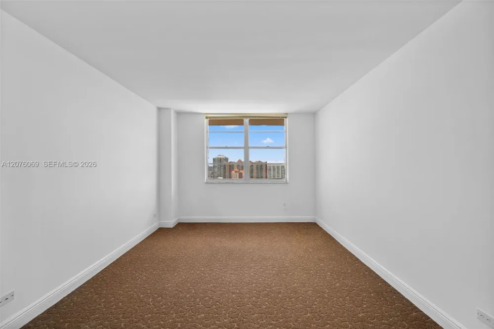 250 174th St #2304 Sunny Isles Beach, FL 33160
