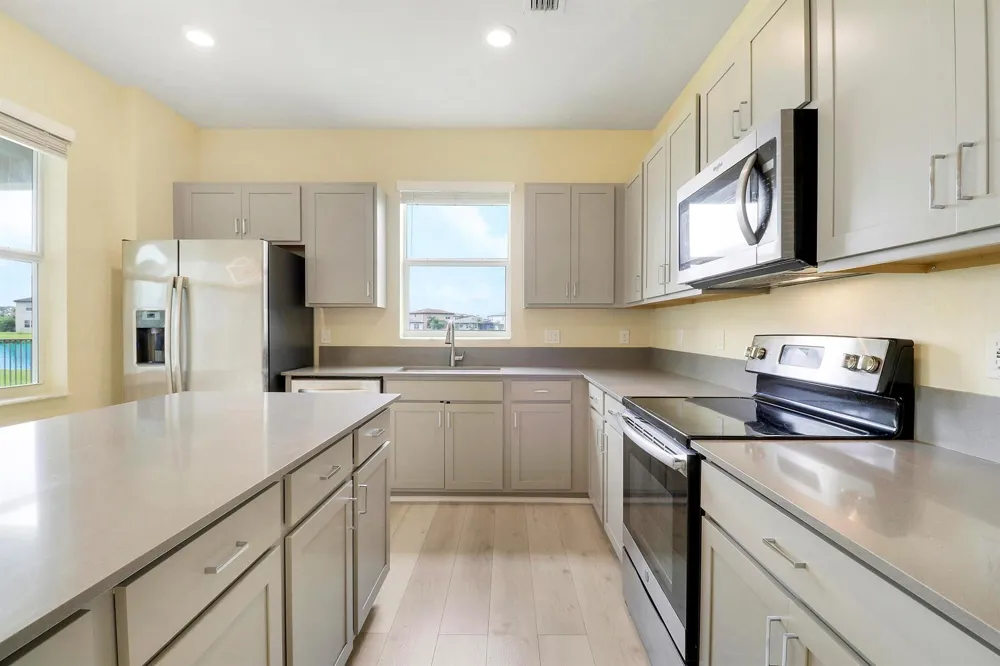 8292 NW GREENBANK CIRCLE Port St. Lucie, FL 34987