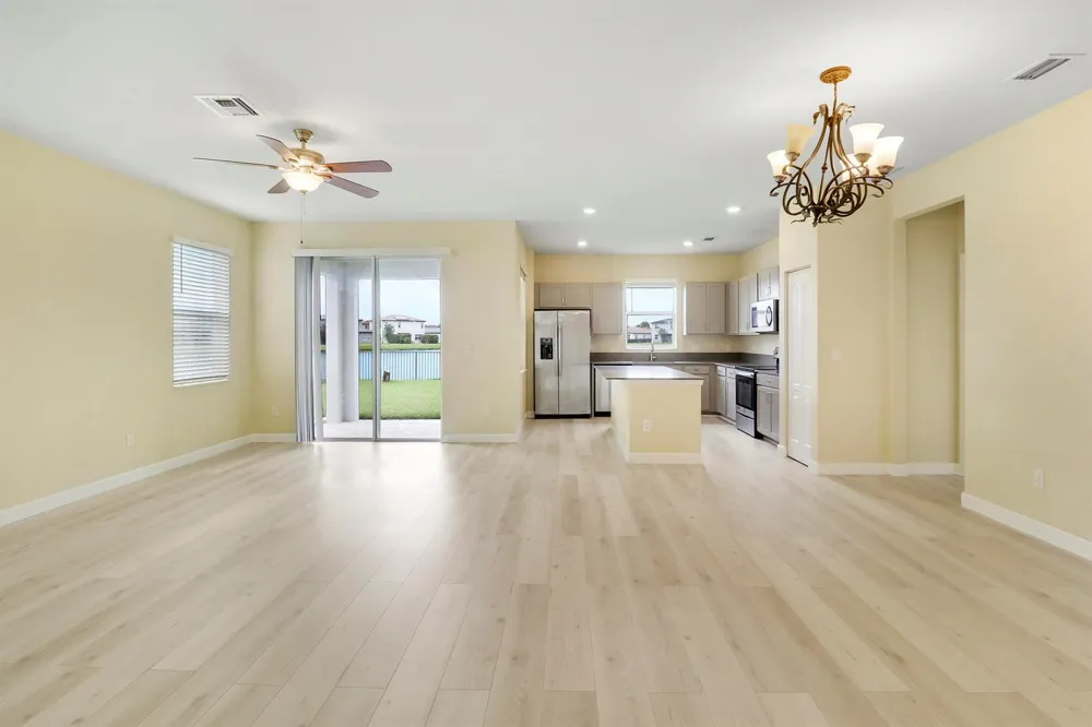 8292 NW GREENBANK CIRCLE Port St. Lucie, FL 34987