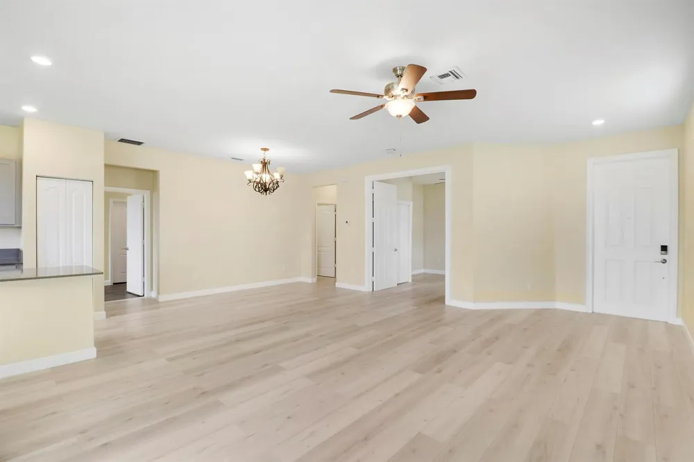 8292 NW GREENBANK CIRCLE Port St. Lucie, FL 34987