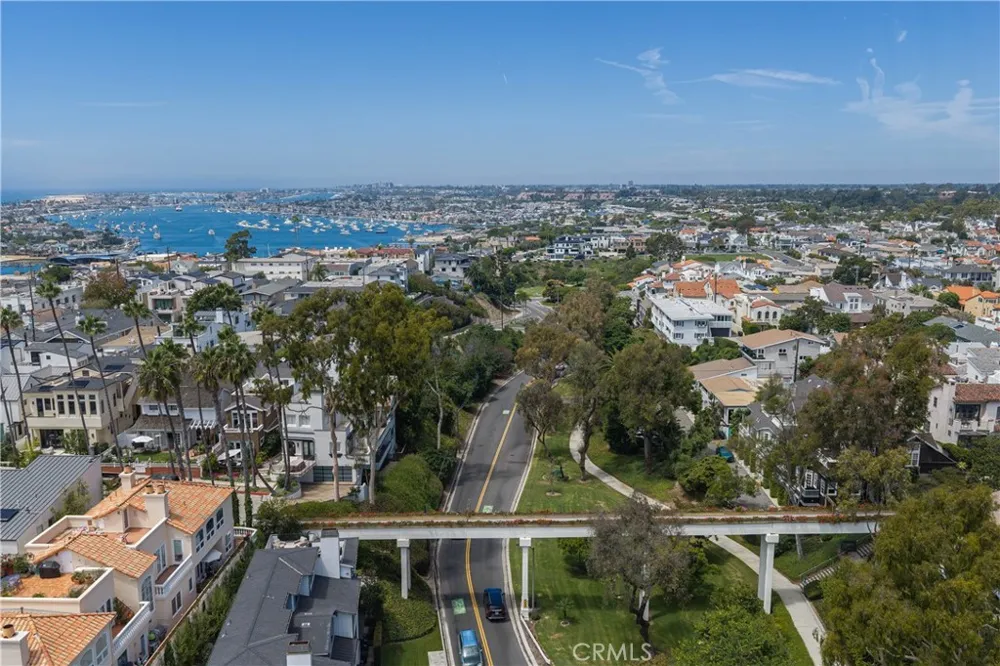 506 Goldenrod Ave Corona del Mar, CA 92625