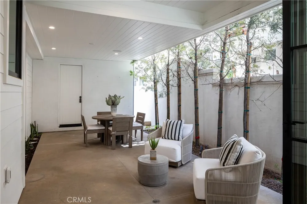 506 Goldenrod Ave Corona del Mar, CA 92625
