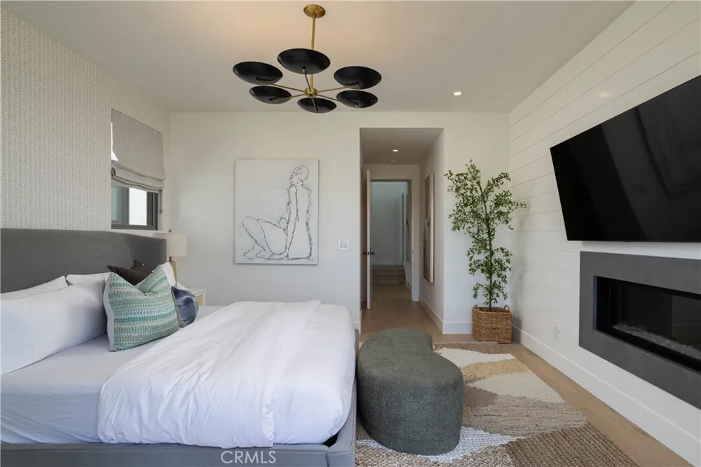 506 Goldenrod Ave Corona del Mar, CA 92625