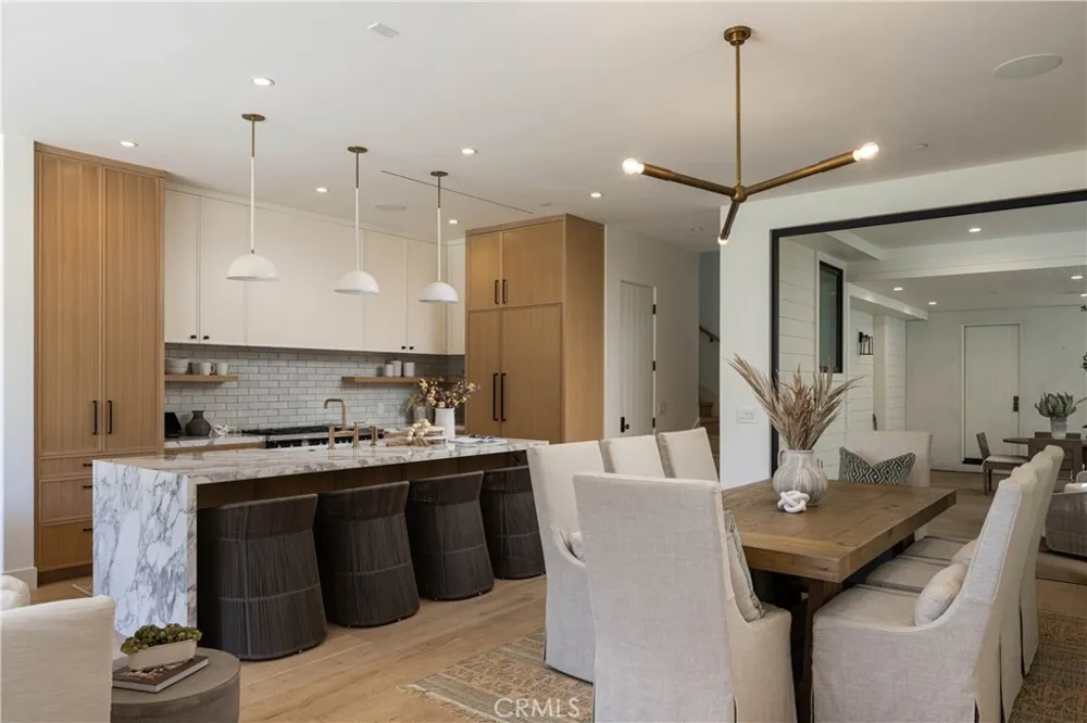 506 Goldenrod Ave Corona del Mar, CA 92625