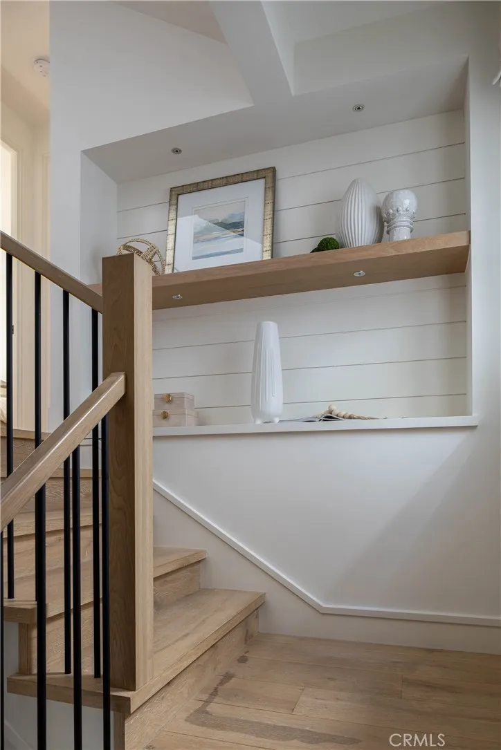506 Goldenrod Ave Corona del Mar, CA 92625
