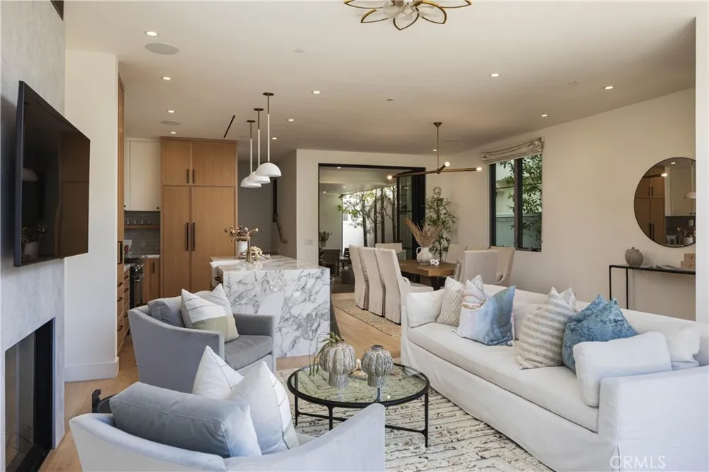 506 Goldenrod Ave Corona del Mar, CA 92625