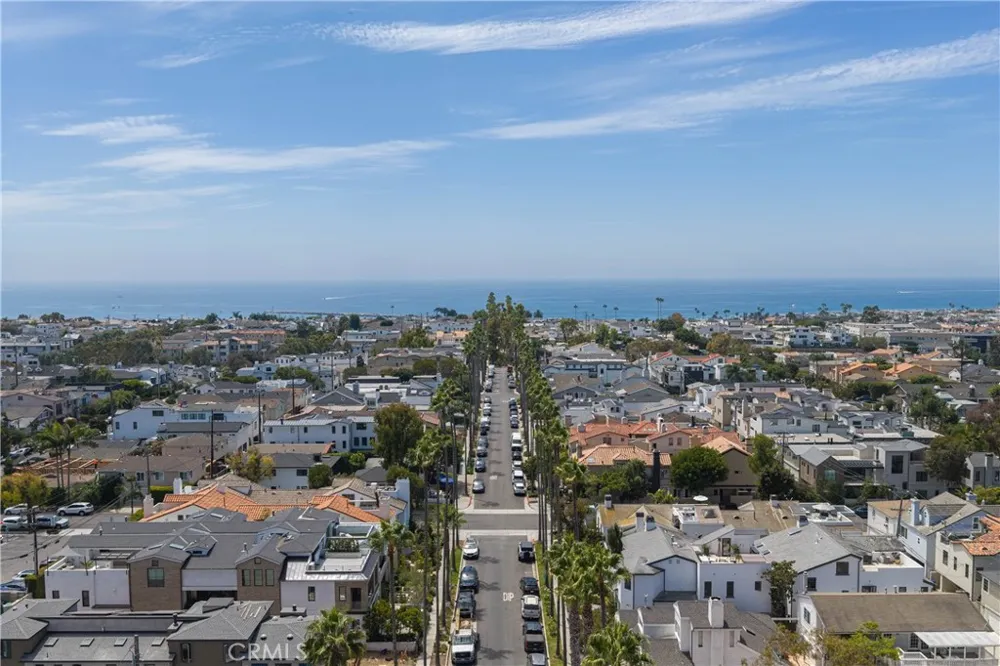 506 Goldenrod Ave Corona del Mar, CA 92625