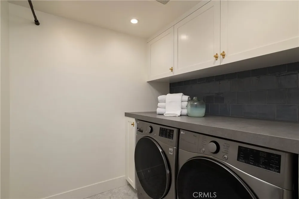 506 Goldenrod Ave Corona del Mar, CA 92625