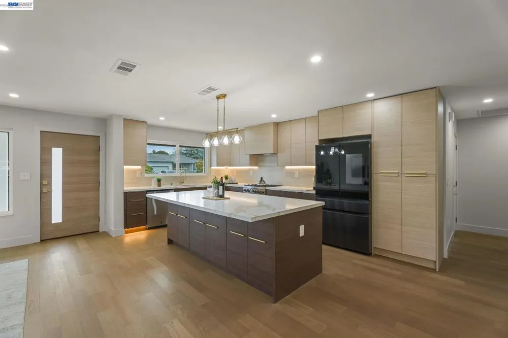 4294 Delaware Dr Fremont, CA 94538