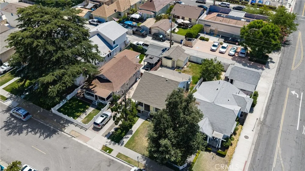 168 W Orange Street Covina, CA 91723